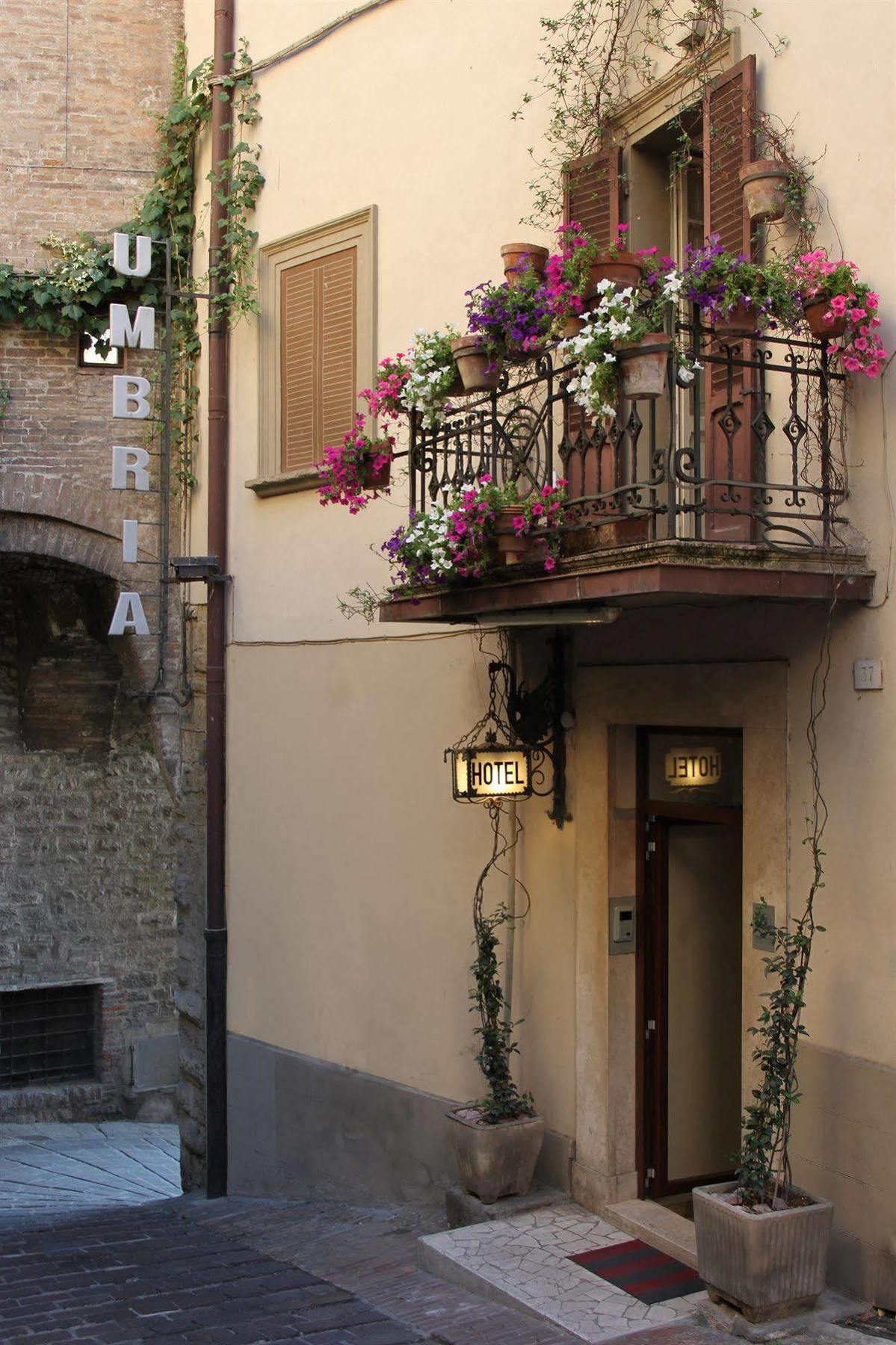Hotel Umbria Pérouse Extérieur photo